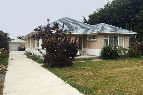 Photo of property in 122 Avonhead Road, Avonhead, Christchurch, 8042