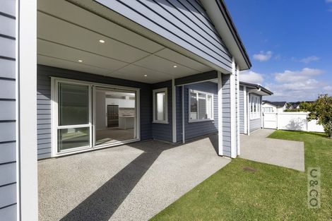 Photo of property in 41 Pohutukawa Parade, Riverhead, 0820