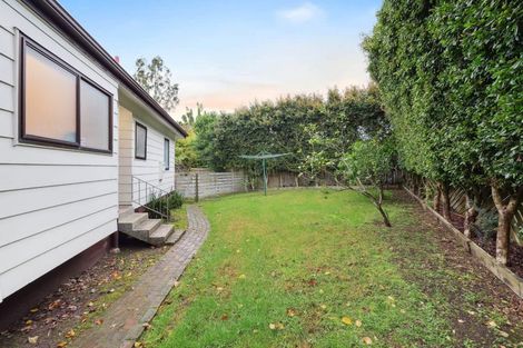 Photo of property in 82 Glen Road, Ranui, Auckland, 0612