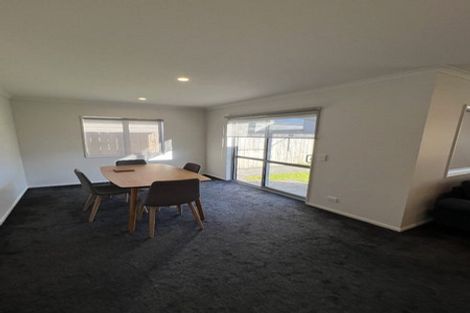 Photo of property in 36 Whareatua Avenue, Takanini, 2112