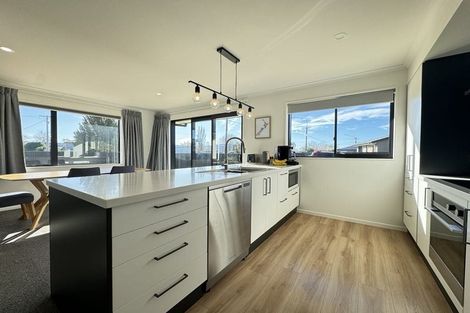 Photo of property in 1 North Foreland Street, Waihola, Milton, 9073