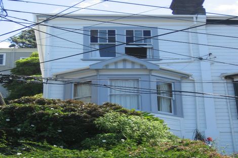 Photo of property in 80 Rolleston Street, Mount Cook, Wellington, 6021