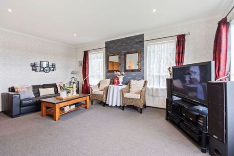 Photo of property in 2/195 Metcalfe Road, Ranui, Auckland, 0612