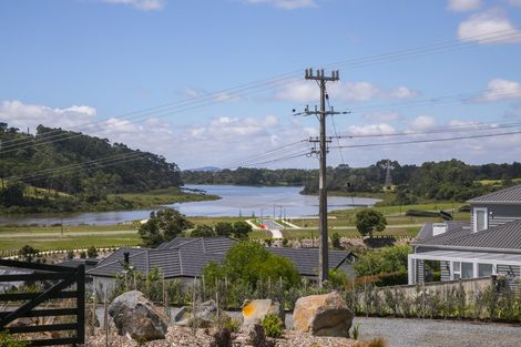 Photo of property in 105 Kaipara Portage Road, Riverhead, 0820