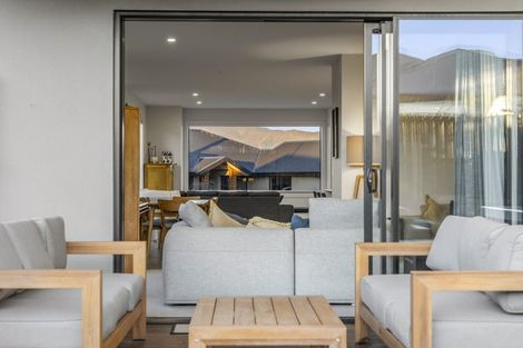 Photo of property in 7 Tahi Street, Albert Town, Wanaka, 9305