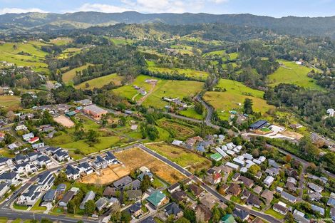 Photo of property in 16 Monte Cristal Avenue, Swanson, Auckland, 0614