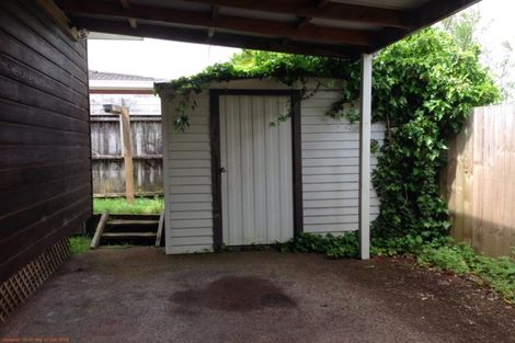 Photo of property in 26 Newington Road, Henderson, Auckland, 0612