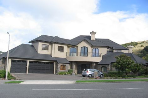 Photo of property in 15 Waverton Terrace, Churton Park, Wellington, 6037