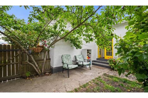 Photo of property in 75 Wychbury Street, Spreydon, Christchurch, 8024