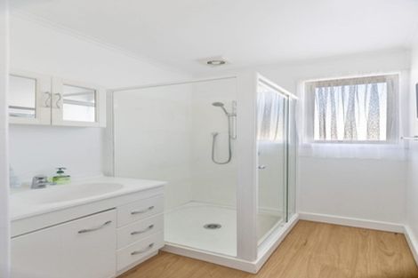 Photo of property in 1/35 Waterview Road West, Takanini, 2112