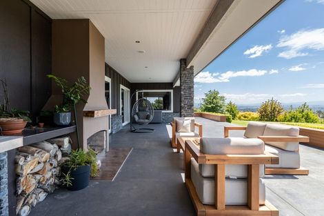 Photo of property in 194 Te Mata Peak Road, Havelock North, 4130