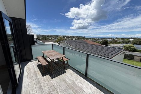 Photo of property in 774b Whangaparaoa Road, Manly, Whangaparaoa, 0930