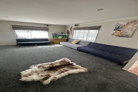 Photo of property in 650 Massey Road, Mangere, Auckland, 2022