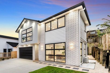 Photo of property in 11 Tawapou Close, Massey, 0614