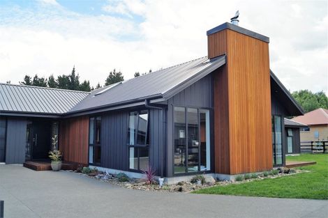 Photo of property in 5 Keats Place, Hanmer Springs, 7334