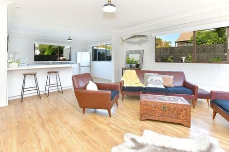 Photo of property in 8 Sunrise Boulevard, Snells Beach, 0920