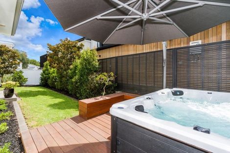 Photo of property in 315a Beach Road, Campbells Bay, Auckland, 0630
