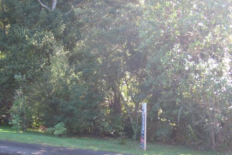 Photo of property in 6 Karapiti Place, Glen Eden, Auckland, 0602