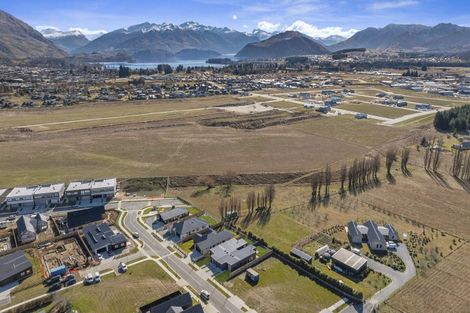 Photo of property in 30 Burbank Road, Wanaka, 9382