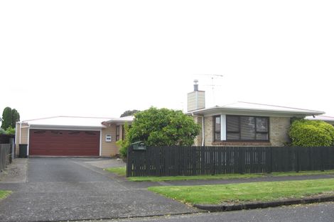 Photo of property in 1 Paterson Avenue, Pukekohe, 2120