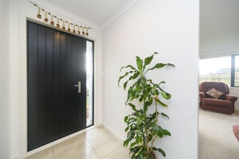 Photo of property in 15 Varsity Heights, Fitzherbert, Palmerston North, 4410