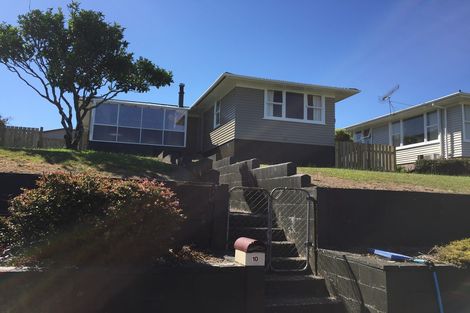 Photo of property in 10 Ogle Crescent, Te Kamo, Whangarei, 0112