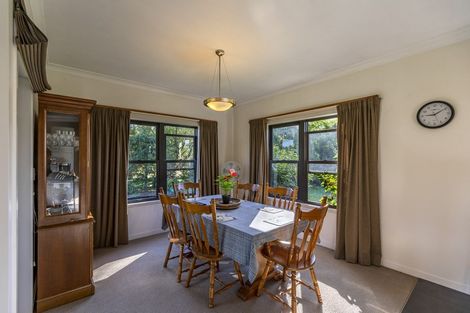 Photo of property in 5 Johnson Street, Waipawa, 4210