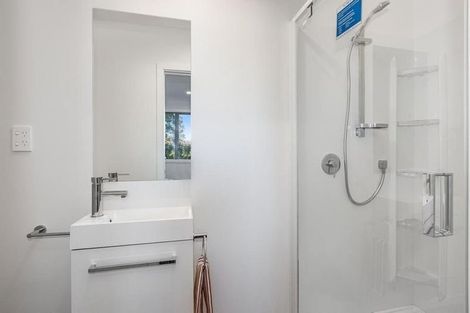 Photo of property in 10a Rewa Terrace, Tawa, Wellington, 5028