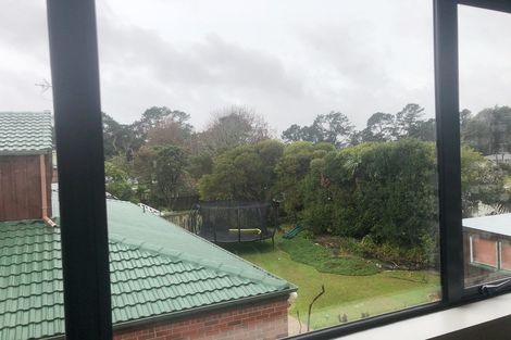 Photo of property in 10b Harrybrook Road, Green Bay, Auckland, 0604