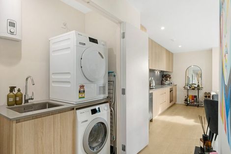 Photo of property in 64d Coronation Road, Mangere Bridge, Auckland, 2022