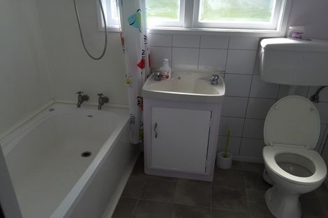 Photo of property in 10 Ogle Crescent, Te Kamo, Whangarei, 0112