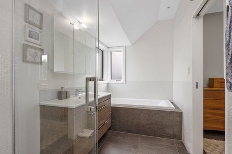 Photo of property in 60 Arnold Street, Sumner, Christchurch, 8081