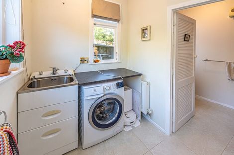 Photo of property in 12 Brassey Road, Saint Johns Hill, Whanganui, 4500