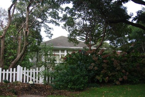 Photo of property in 32 Hinau Street, Woburn, Lower Hutt, 5010
