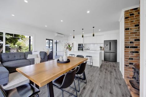 Photo of property in 14 Weld Street, Normanby, Hawera, 4614