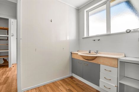 Photo of property in 15a Glenfield Road, Owhata, Rotorua, 3010