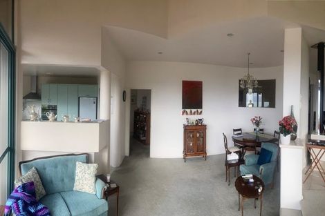 Photo of property in 4 Savoy Road, Orewa, 0931