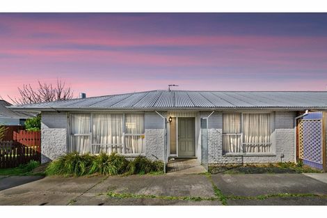 Photo of property in 59 Winters Road, Redwood, Christchurch, 8051