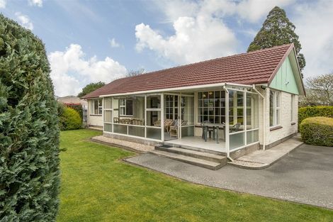 Photo of property in 12 Springmead Place, Hornby, Christchurch, 8042