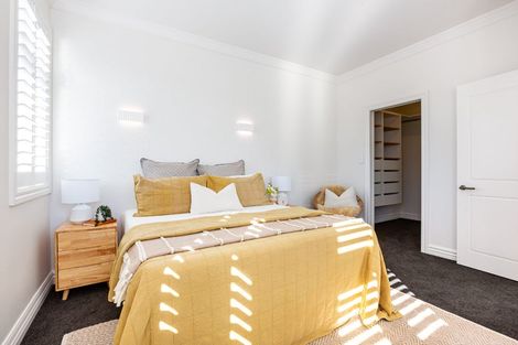 Photo of property in 2-4 Caroline Street, Mount Victoria, Wellington, 6011