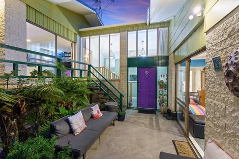 Photo of property in 15 Alexander Street, Waikanae, 5036