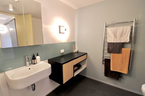 Photo of property in 76 Brougham Street, Mount Victoria, Wellington, 6011