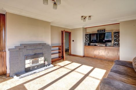 Photo of property in 30 Scotland Terrace, Green Island, Dunedin, 9018