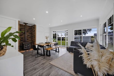 Photo of property in 14 Weld Street, Normanby, Hawera, 4614