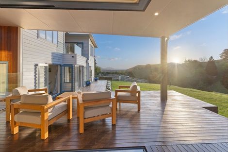 Photo of property in 105 Waterfall Road, Paraparaumu, 5032