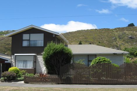 Photo of property in 15 Van Asch Street, Sumner, Christchurch, 8081