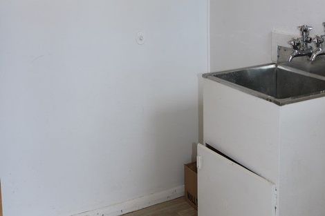 Photo of property in 143 Cobham Drive, Hamilton East, Hamilton, 3216