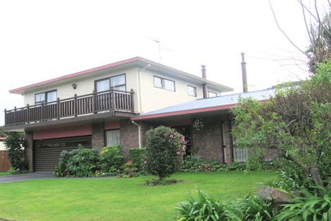 Photo of property in 6 Churchill Drive, Taradale, Napier, 4112