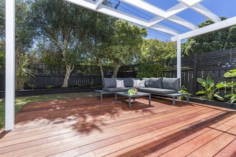 Photo of property in 1/44 Nile Road, Milford, Auckland, 0620