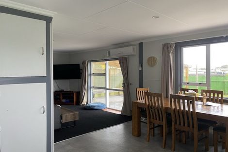Photo of property in 15 Chute Street, Normanby, Hawera, 4614